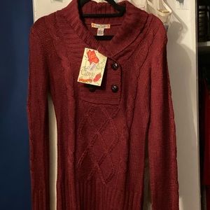 Large long sleeve sweater. Very nice!